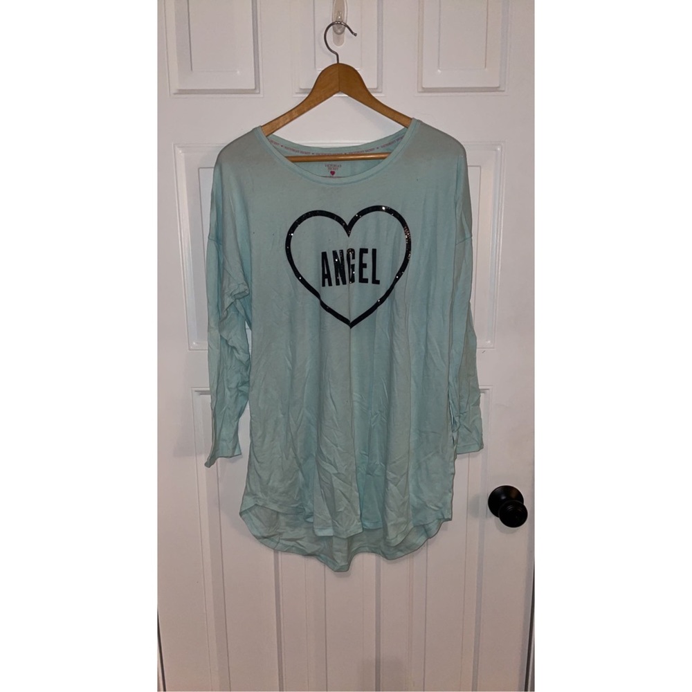 Victoria’s Secret nightgown/shirt